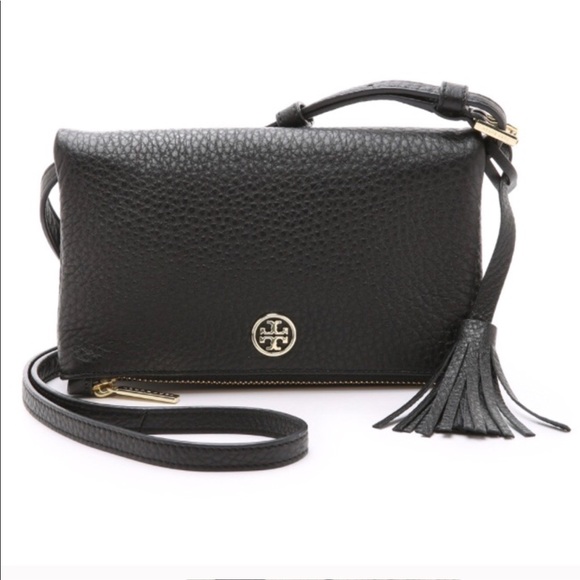 Tory Burch Handbags - Tory Burch Robinson Pebble Leather Cross Body